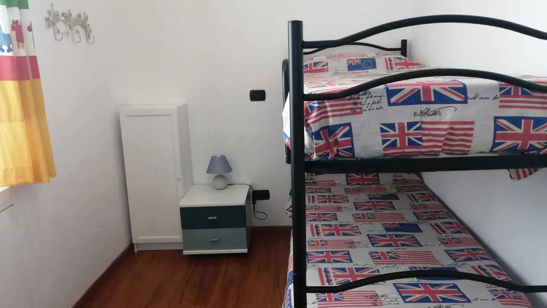 Appartamento Ca'Saetta Bnb Holiday Home - Park & Go To Genoa Aquarium And Old Town Italia